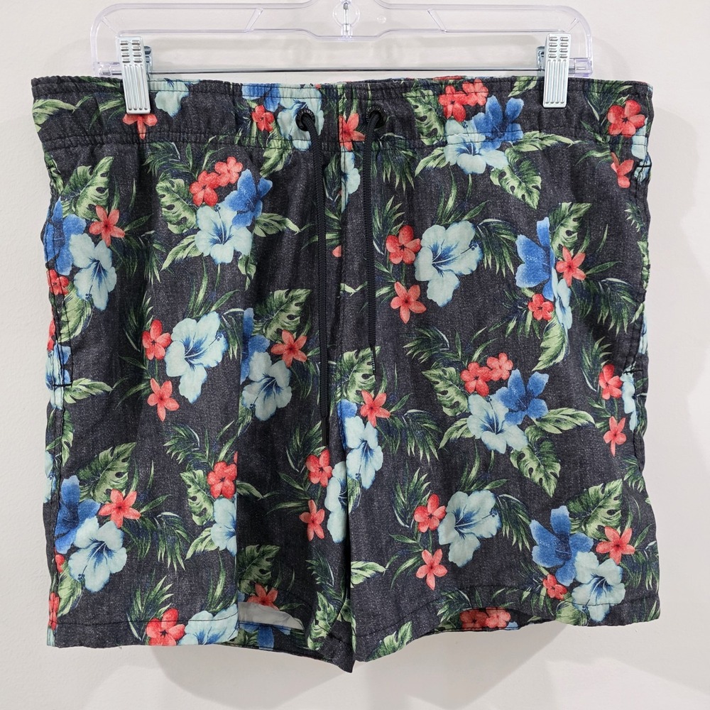 Hollister Mens Swim Trunks Size Large Floral Tropical Beach Bathing Suit